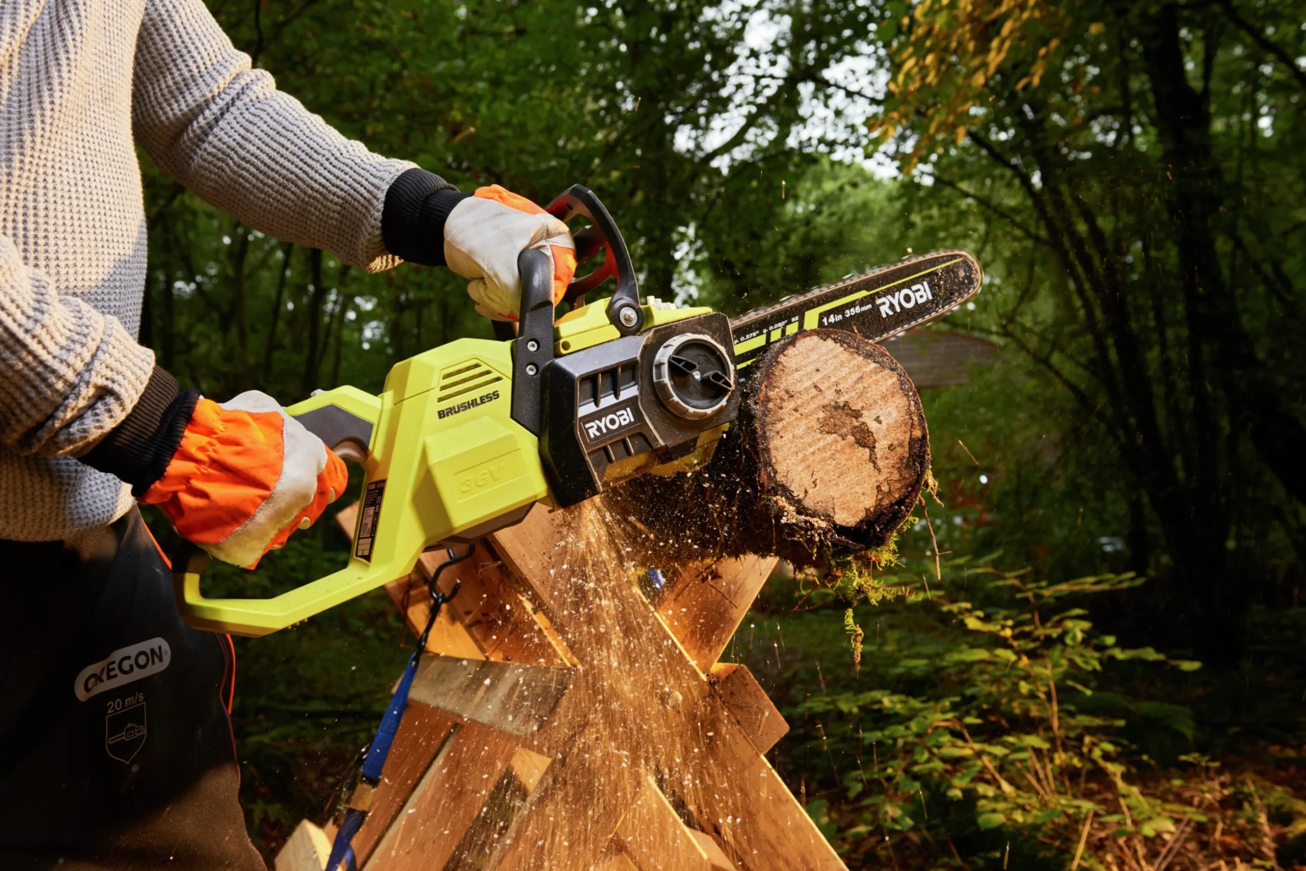 Batteridriven motorsåg Ryobi RY36CSX35A-160 36V