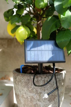 Droppbevattningssystem EcoAqua S10 Solcell 10 munstycken