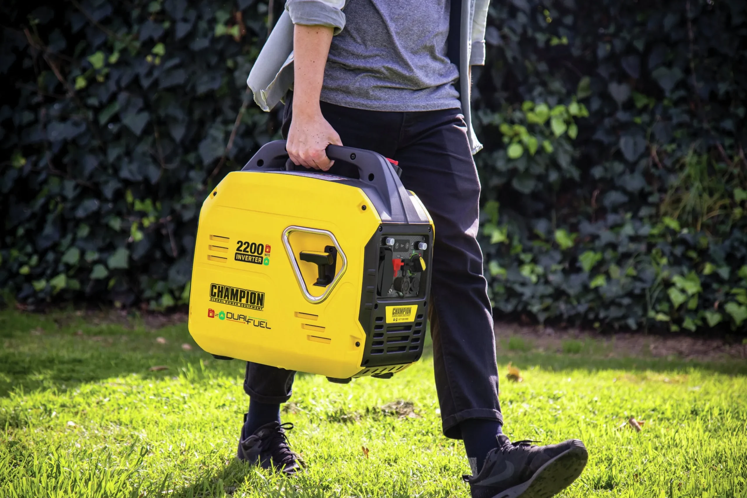 Inverterelverk Champion The Mighty Atom Dual Fuel 92001i 2200W