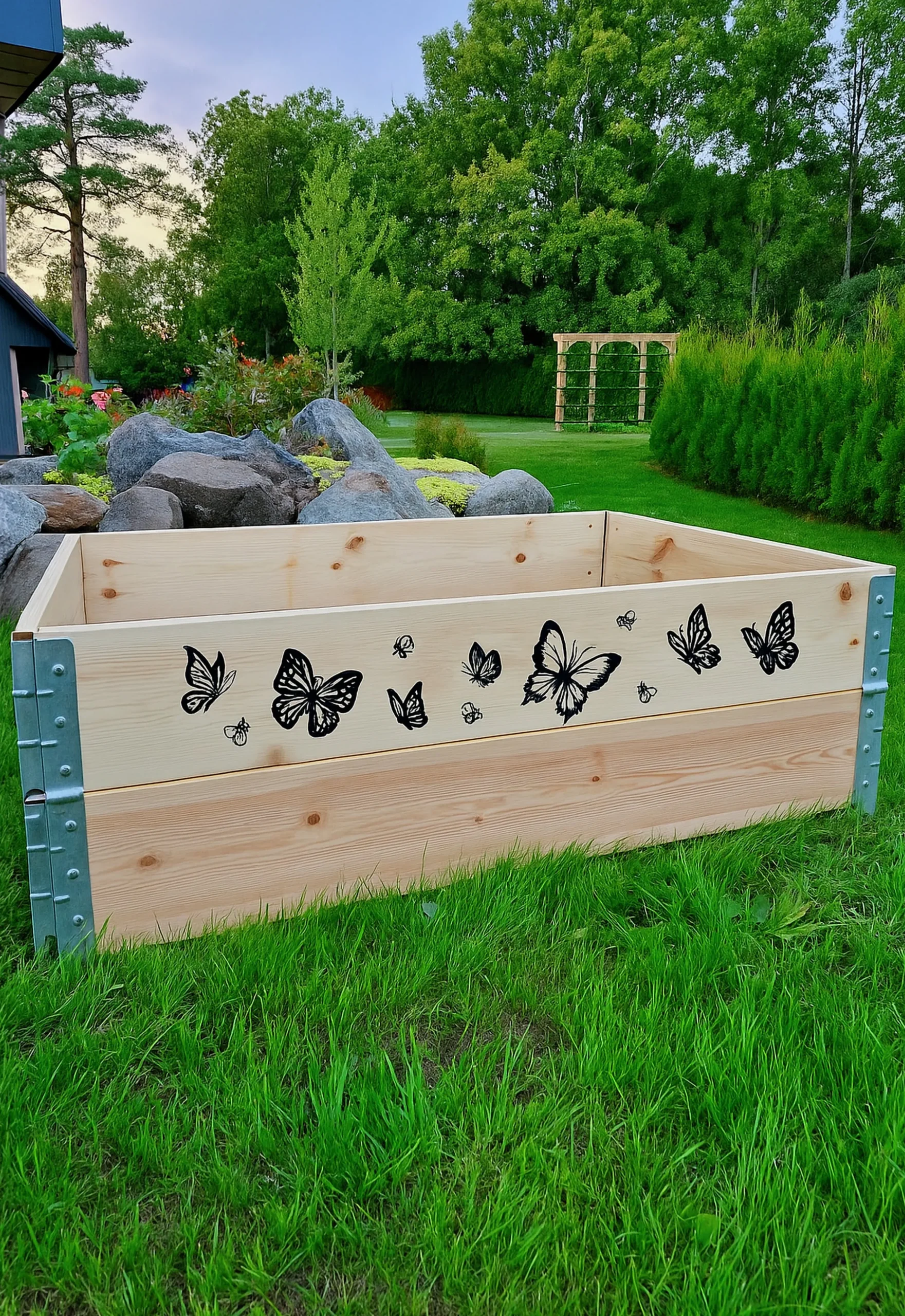 Pallkrage Granngården Natur Fjärilar 60x80cm Halvpallsformat
