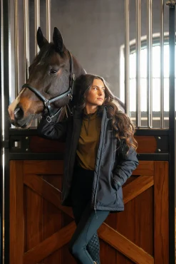 Ridjacka Equipage Sally Svart