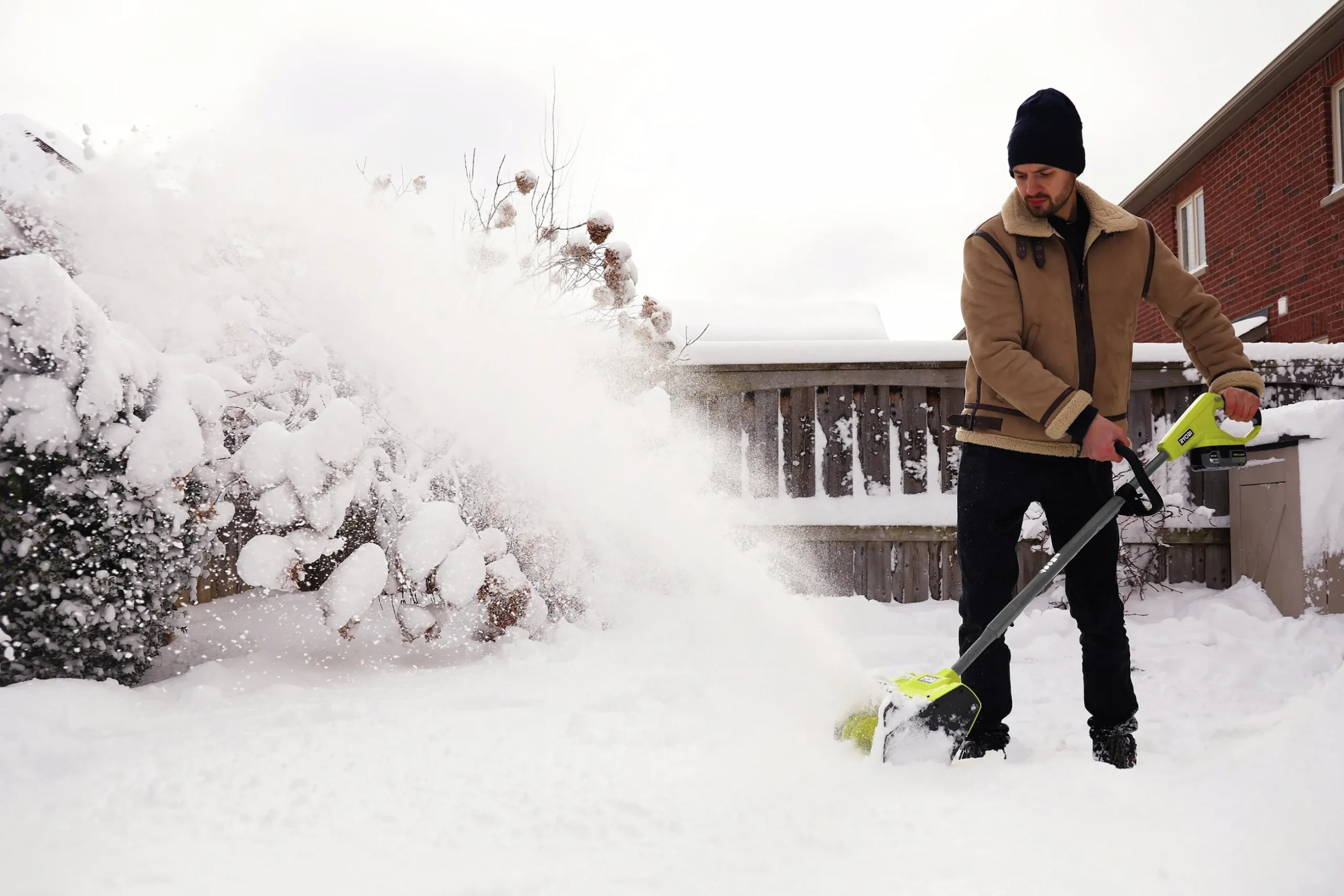 Snöskyffel Ryobi ONE+ RY18ST25A-0 18V (exkl batteri)