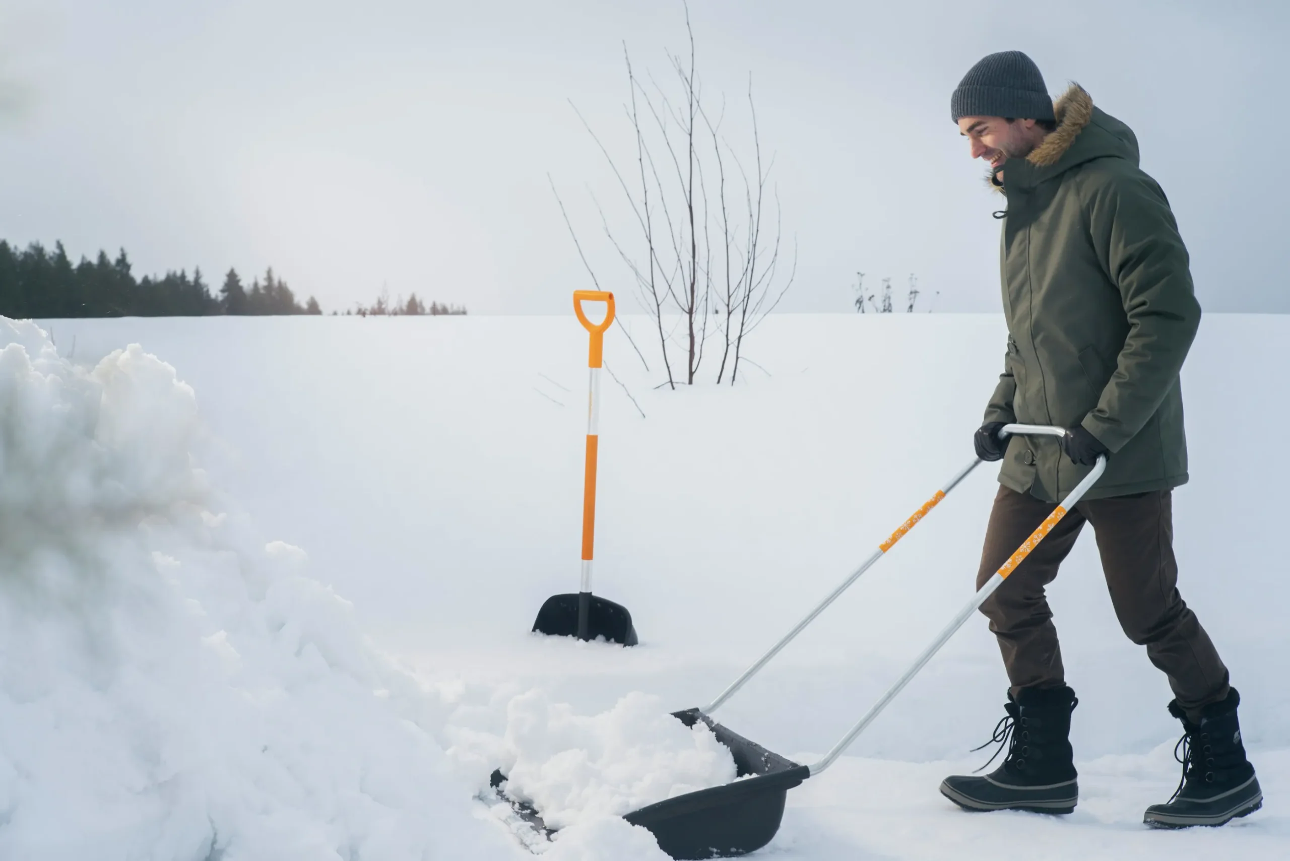 Snösläde Fiskars SnowXpert