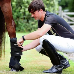 Stallbandage Back on Track Royal Blå 2-p
