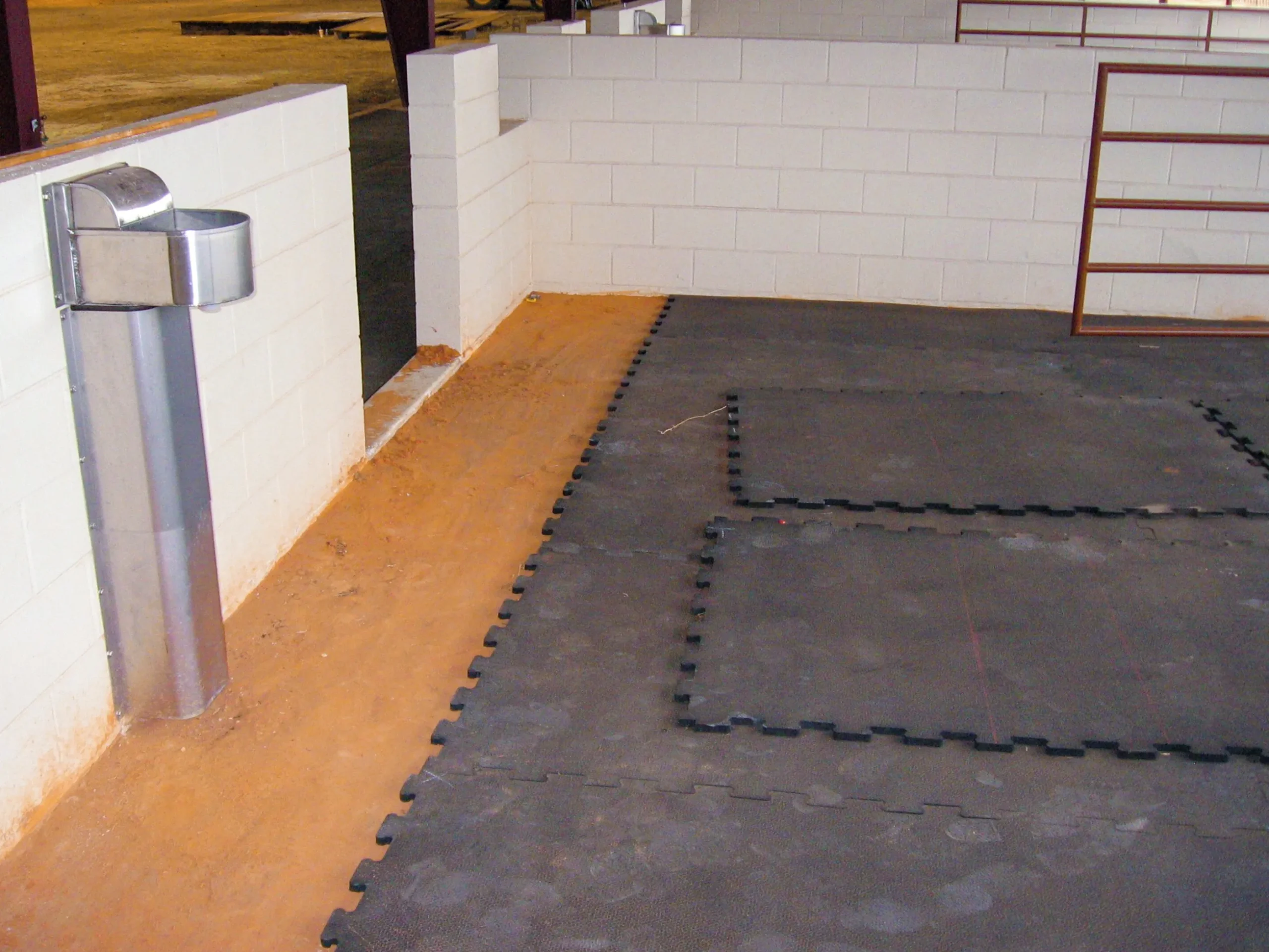 Stallmatta Rubco Pussel Svart 17mm 120x80cm