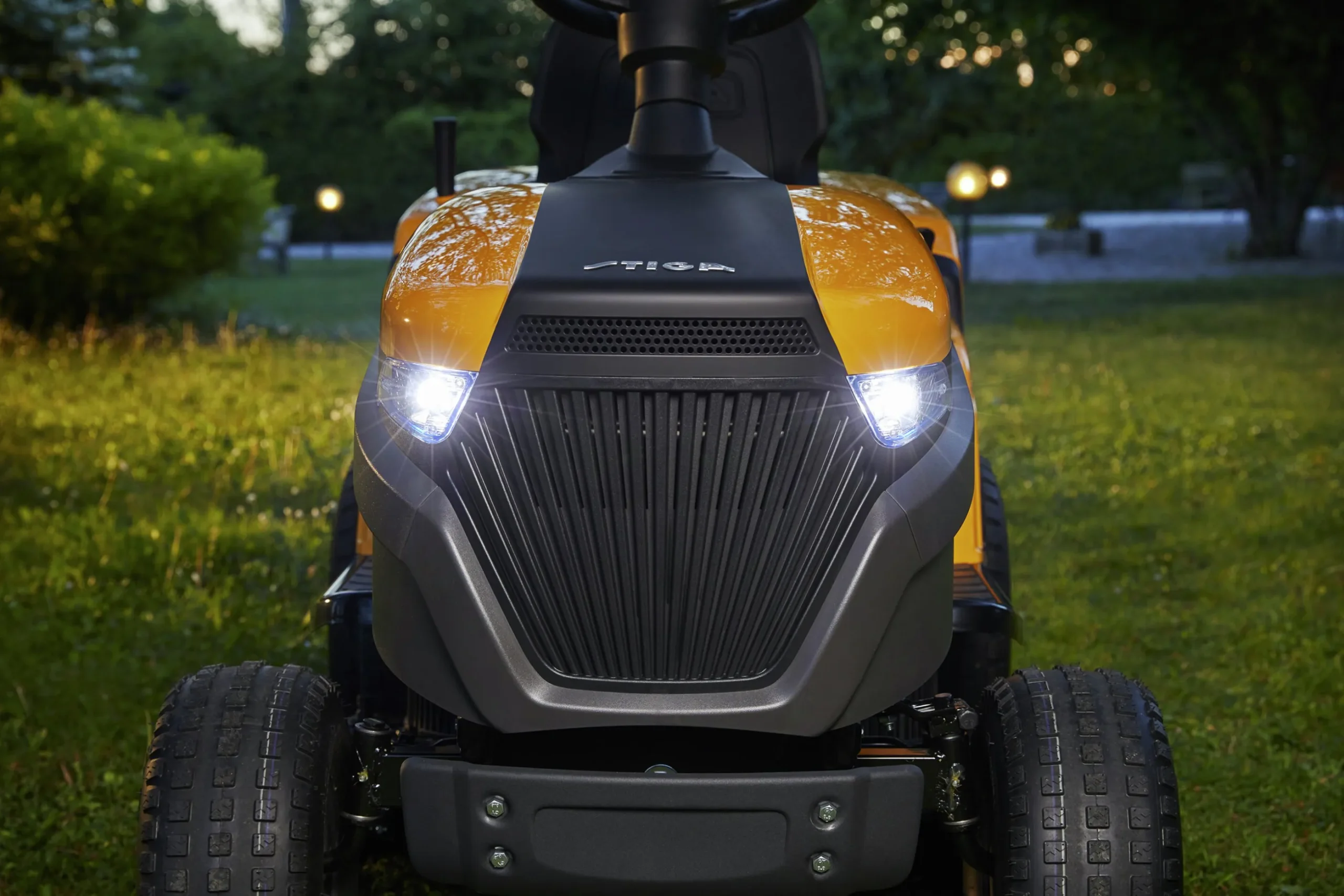 Traktor Stiga e-Ride C500 Estate 84