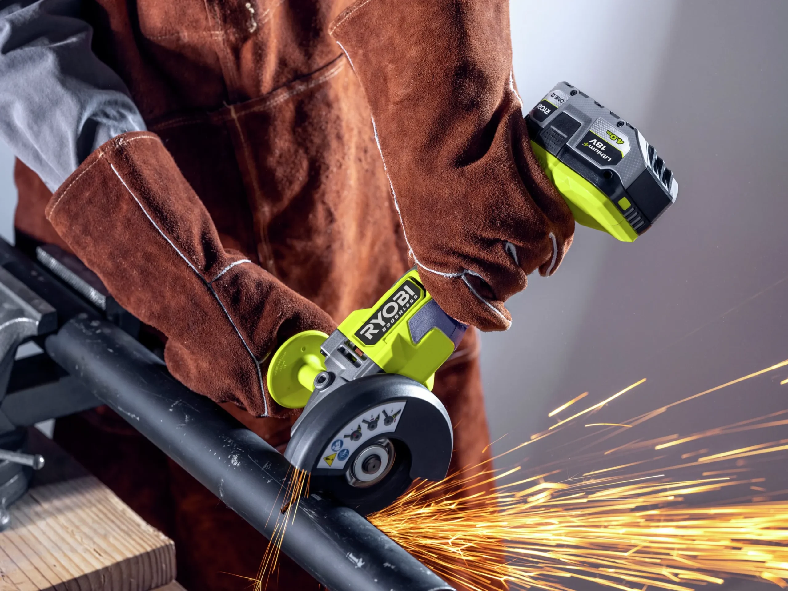 Vinkelslip Ryobi ONE+ RAG18BL-0 18V (exkl batteri)