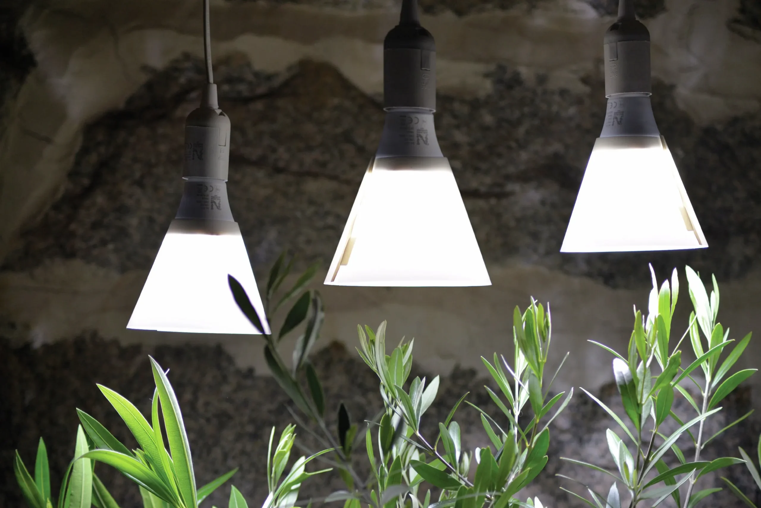 Växtbelysning Nelson Garden LED Lampa med skärm 15W